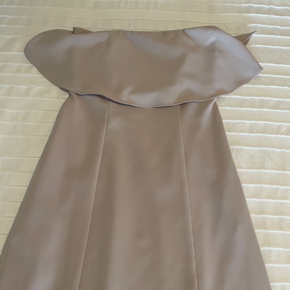 Monaco Ruffle Gown - Picture 3 of 8
